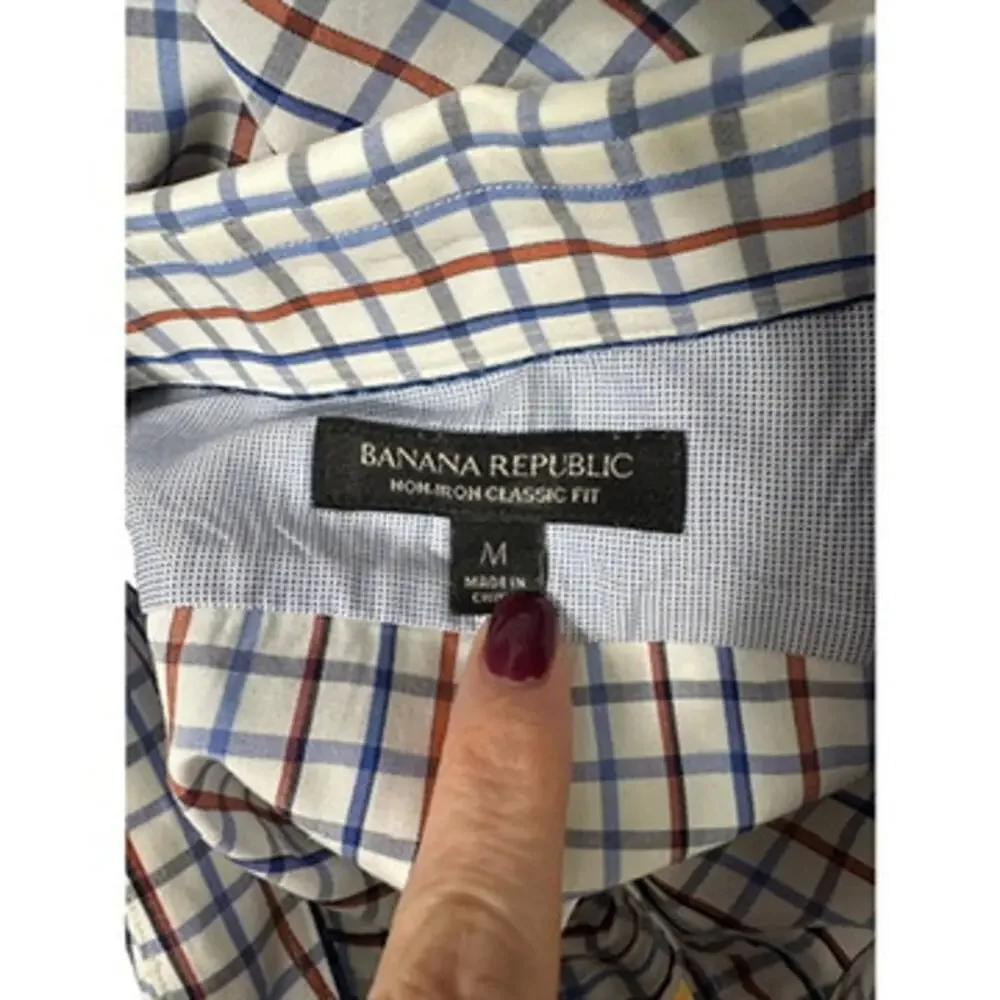 Banana Republic Non-Iron Classic Fit White Blue Red Check Button Up Shirt Medium
